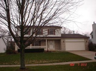 233 Loch Glen Ln, McHenry, IL 60050