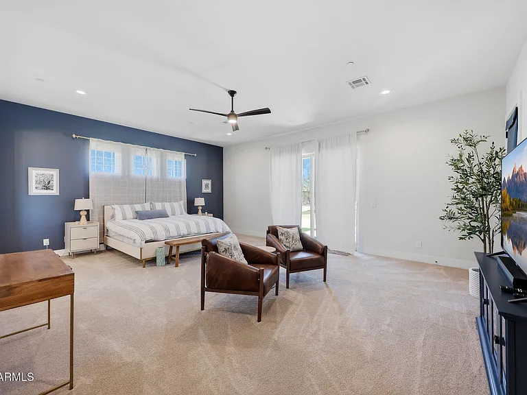 6896 E Lomas Verdes Dr — Photo 20