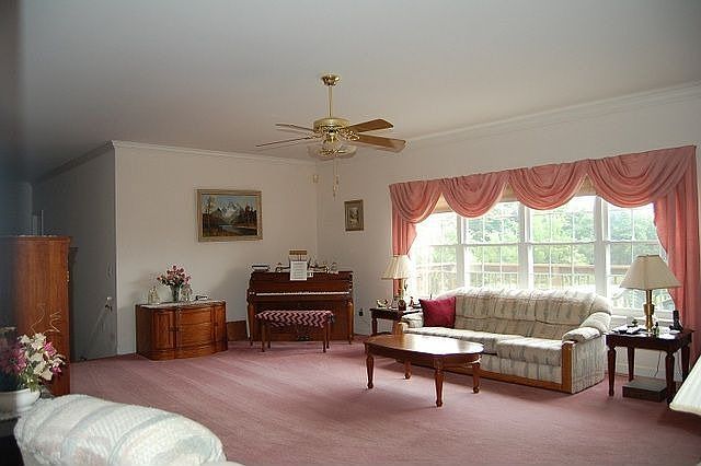 2nd image of 8231 Briarstone Ln