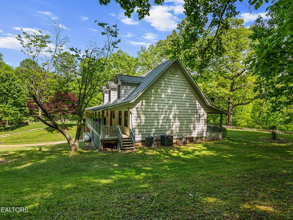 46th image of 1043 Reagan Springs Rd