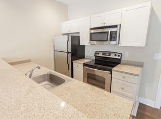 2130 Arch St #313, Philadelphia, PA 19103