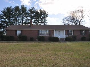 3536 Old Vineyard Rd, Winston Salem, NC 27103