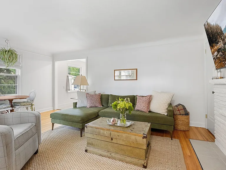 5515 Oliver Ave S #5515 — Photo 1
