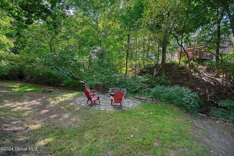 5th image of 6 Zoar Avenue