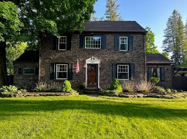 847 West St, Pittsfield, MA 01201