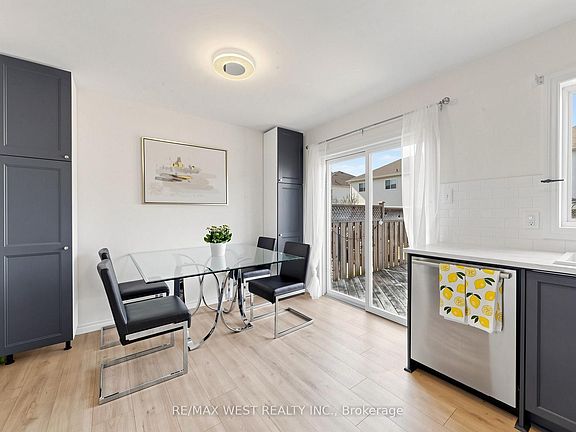 5th image of 195 Banting Cres