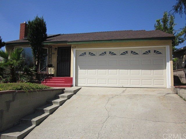 1st image of 817 N Wilcox Ave