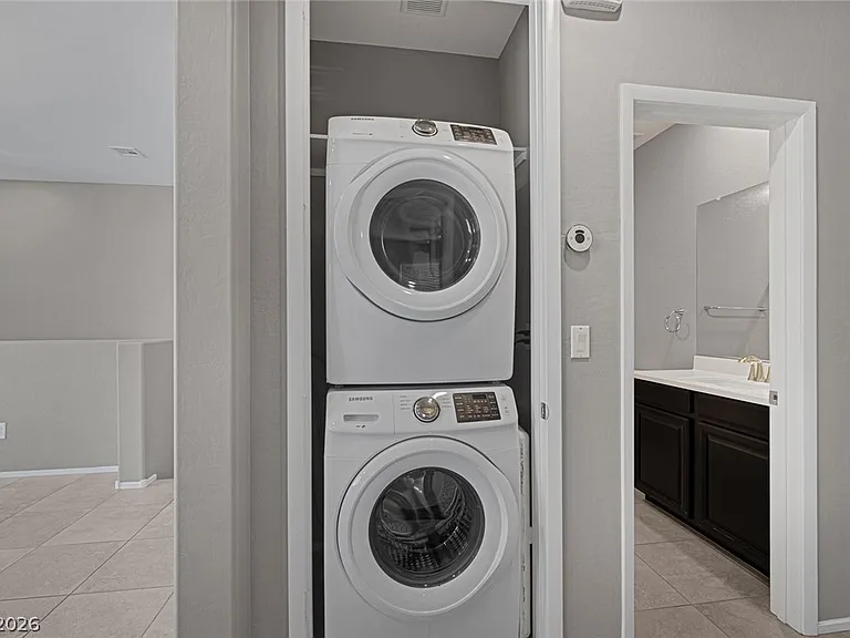 8493 Insignia Ave #101 — Photo 29