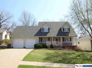 15025 Patterson Cir, Omaha, NE 68137