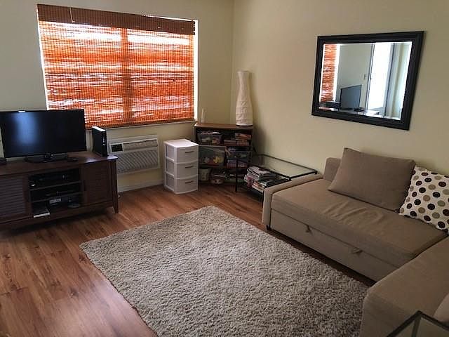 1st image of 2065 NE 56th St APT 202
