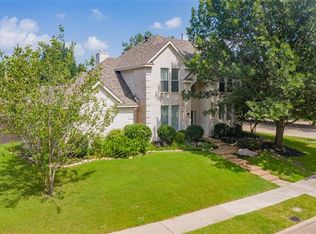 6900 Leflore Dr, Plano, TX 75074
