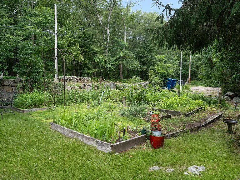 1515 South Rd — Photo 39