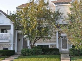 1958 Middlebury Dr, Aurora, IL 60503