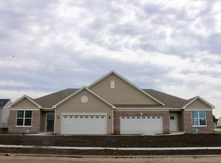 2012-2014 Tremont Ln, Joliet, IL 60431