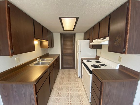 4th image of 152 Edwards St APT A