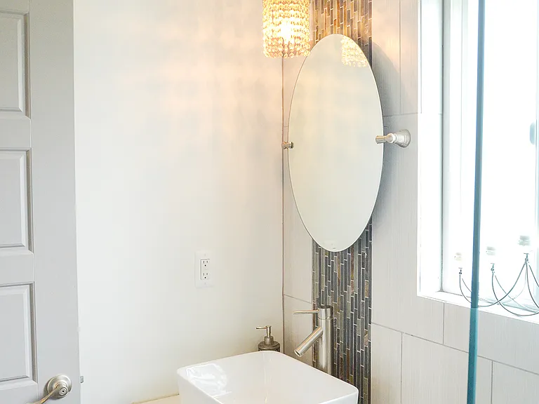 35 South Luxury Living Apartments — Photo 8