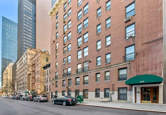 Sold by Compass | media 10