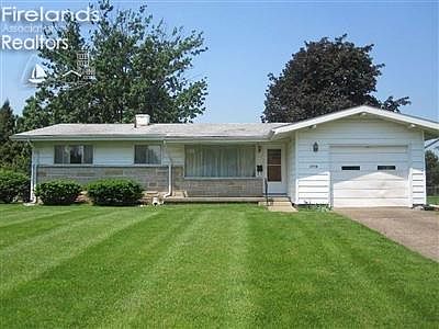 1st image of 3719 Matthes Ave