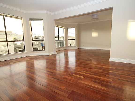 3rd image of 682 Spruce St APT 3
