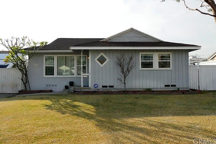 1st image of 551 N Toland Ave