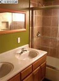 1st image of 3201 Esmond Ave