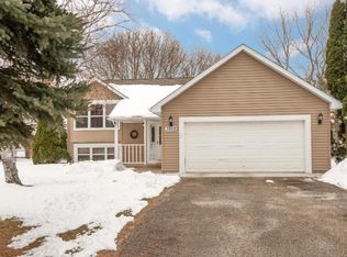 3928 87th Ln NE, Blaine, MN 55014