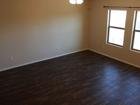 5th image of 11311 Kirby Dr