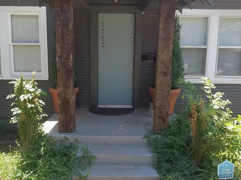 1722 NW 41st St — Photo 2