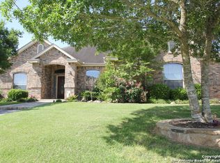 137 Lauren Ct, La Vernia, TX 78121