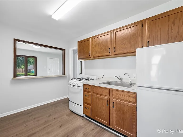 23570 N Field Rd — Photo 12