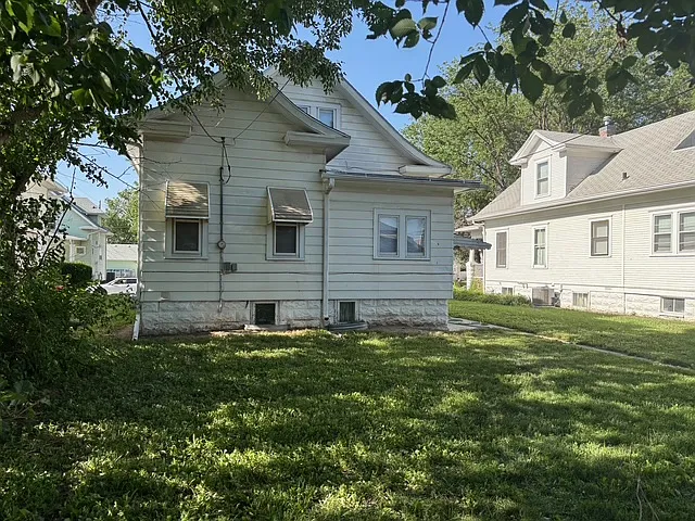 1209 New Hampshire St — Photo 3