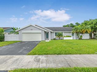 16455 SW 299th Dr, Homestead, FL 33033