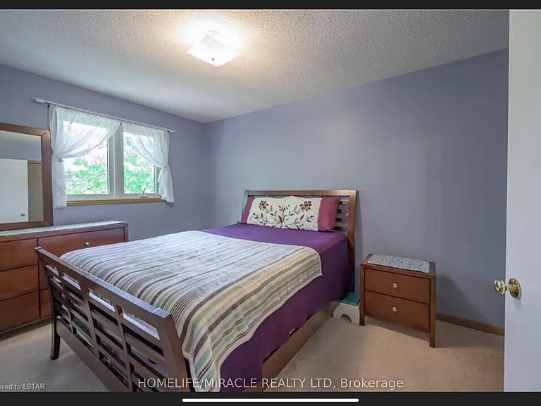 195 Barker St #7 — Photo 13