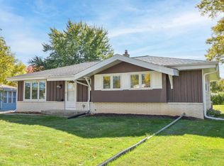 6941 N 89th STREET, Milwaukee, WI 53224