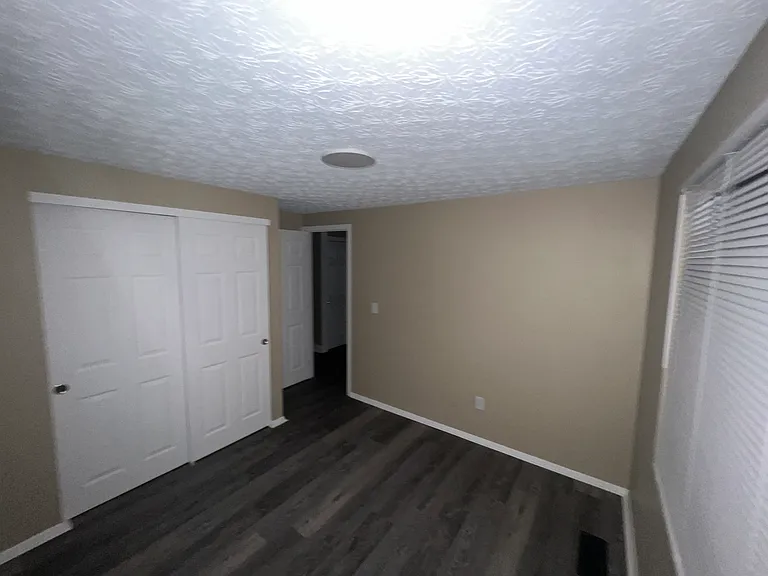 1690 Rivermont Rd — Photo 3