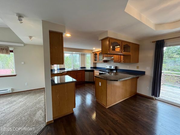 603 Rambler St, Petersburg, AK 99833