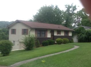 2004 NW Radiance Dr, Knoxville, TN 37912
