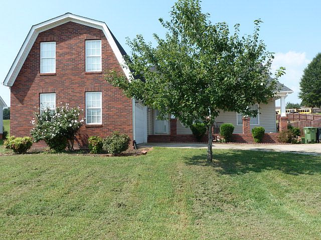 1st image of 105 Brookview Dr