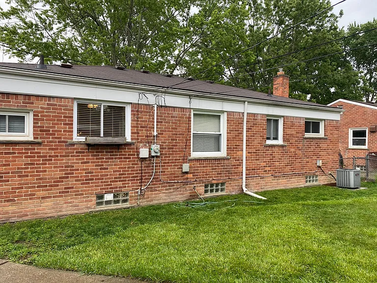 8985 Frederick St — Photo 19