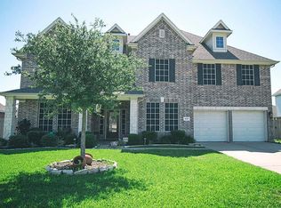 8610 Briar Oaks Ln, Cove, TX 77523
