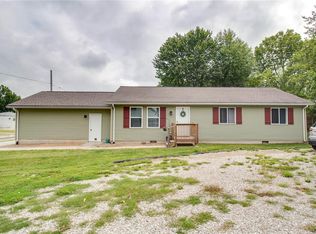 602 4th St, Jerseyville, IL 62052