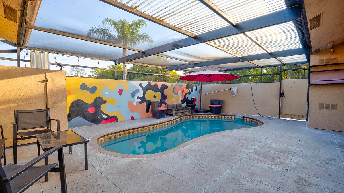 Building Photo - 4782 Sunny Palm Cir #D