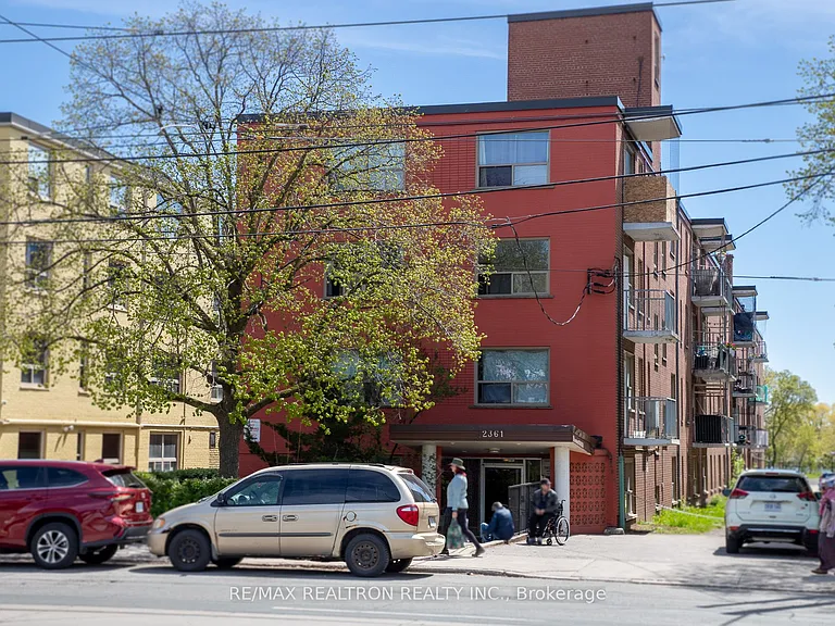 2361 Lake Shore Blvd W #301 — Photo 1