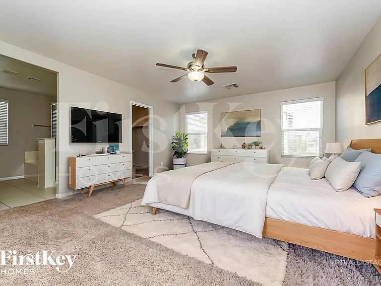 5605 Balsam St — Photo 9
