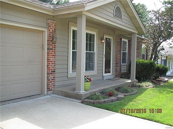 2nd image of 3018 Blue Mountain Dr