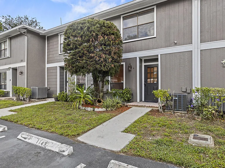 814 Hill Dr #C — Photo 1
