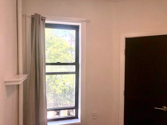 Rented by Hirsch Enterprises Incorporated | media 7