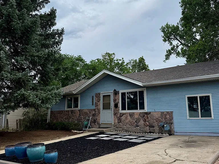 3566 W Amherst Ave — Photo 3
