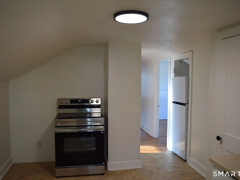 48 Hillside Ave #2 — Photo 4