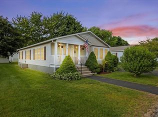 6 Lancelot Dr #261, Attleboro, MA 02703